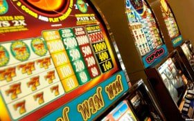 Nổ hũ sôi động trên nền tảng 68gamebai qua điện thoại di động